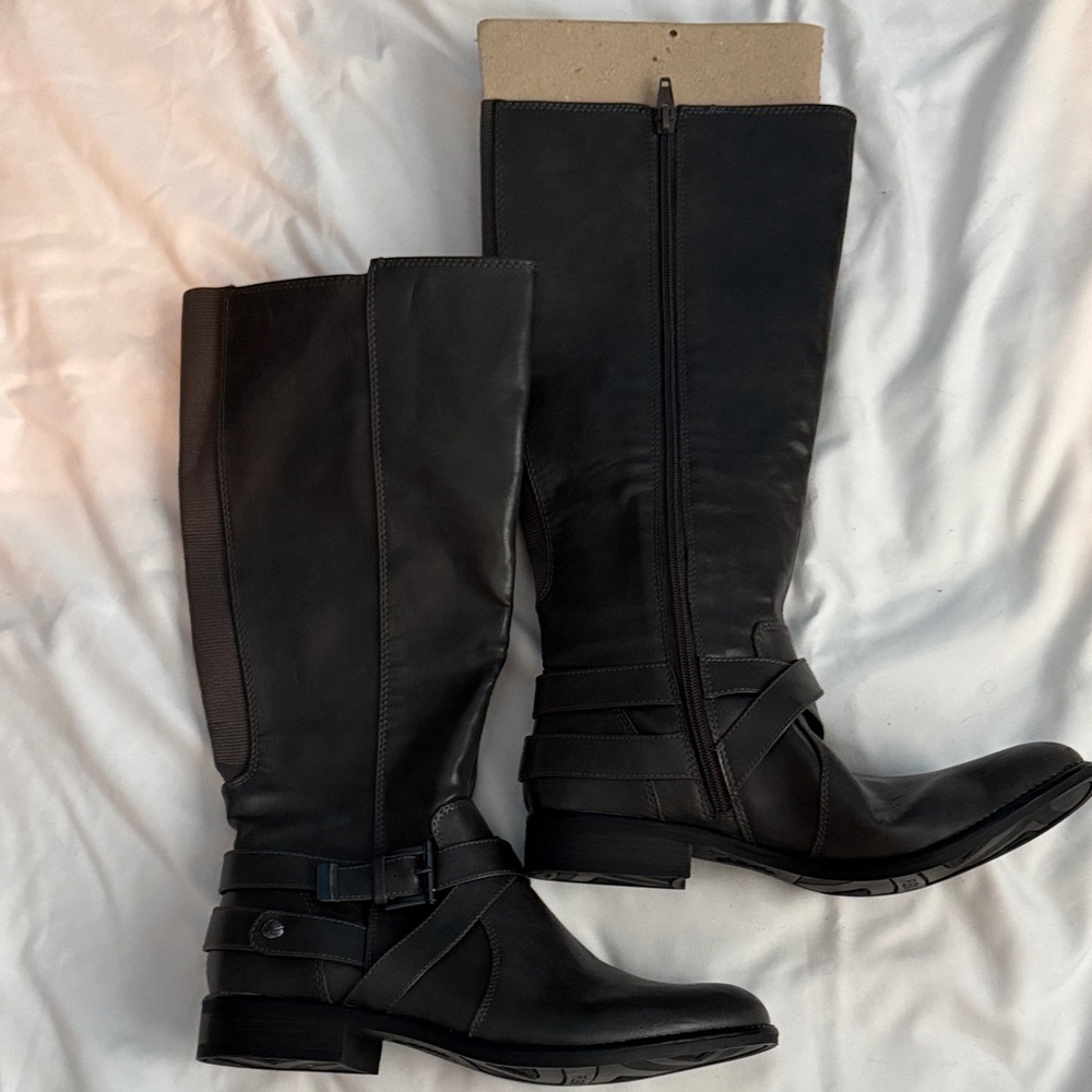 Black Life Stride Knee-High Leather Boots